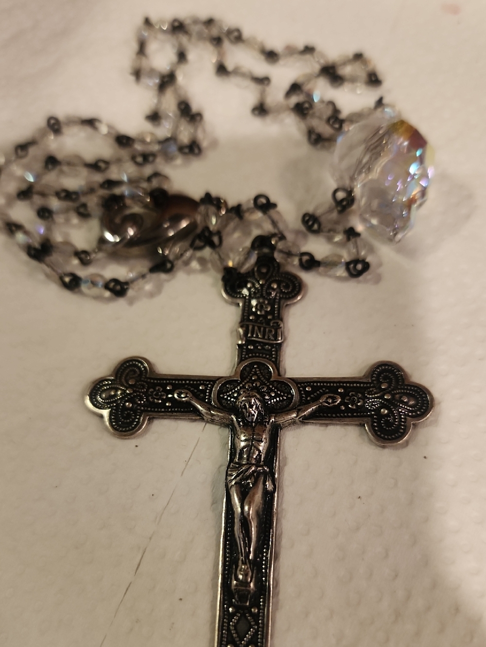 GASOLINE GLAMOUR BADLANDS OPAL SKULL & CRUCIFIX ROSARY NECKLACE